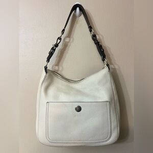 Vintage Y2K Coach 8E96 Chelsea Chalk Pebbled Leather
Handbag